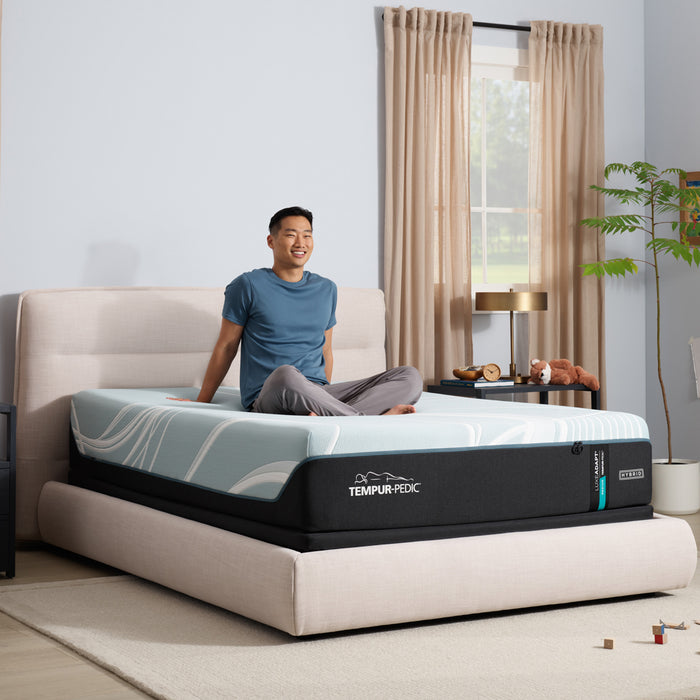 TEMPUR-LuxeAdapt® 13" Medium Hybrid Mattress