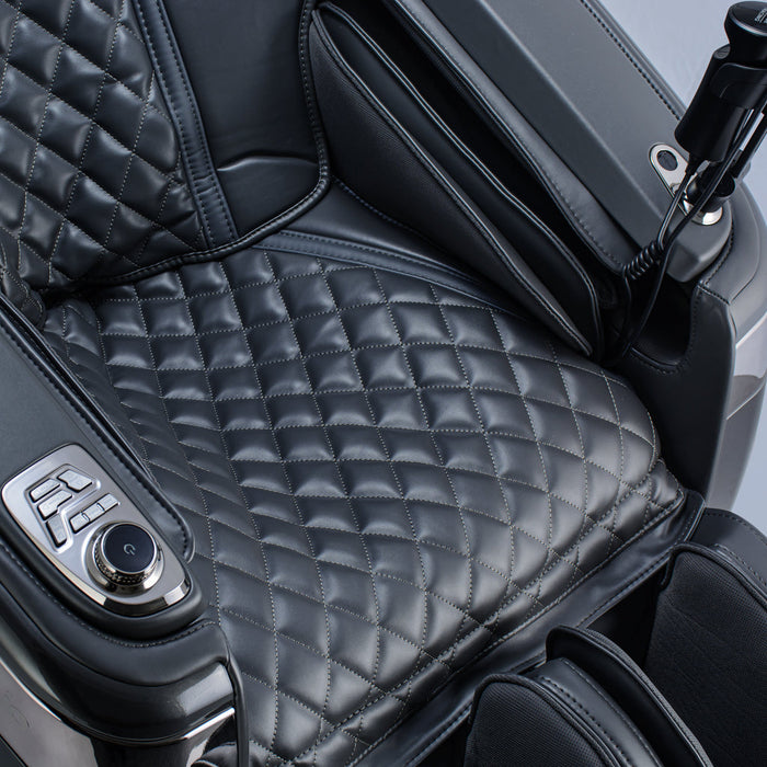 Qi™ XE Pro Massage Chair by Cozzia